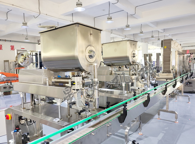 瓶裝醬料自動(dòng)灌裝機(jī)-食品包裝機(jī)械設(shè)備